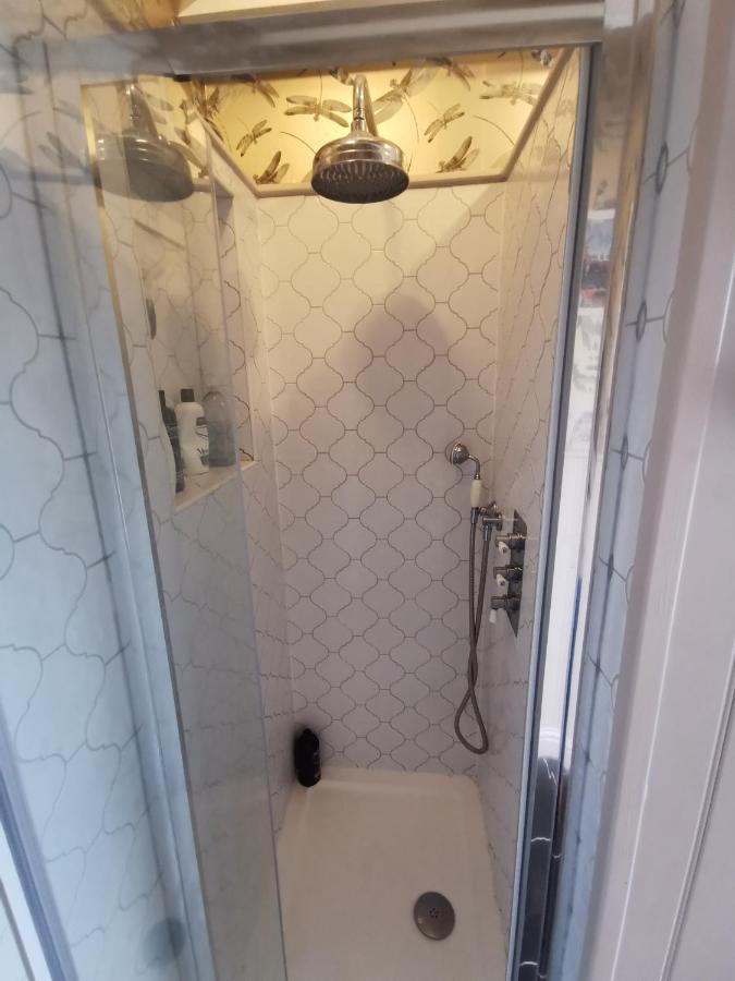 Lovely 2 Bed Annexe Near ساليزبري المظهر الخارجي الصورة